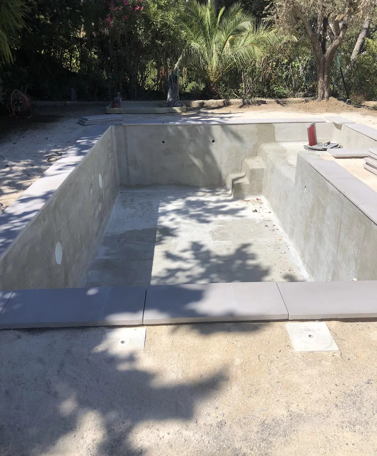 Piscines — chantier JHS Entreprise