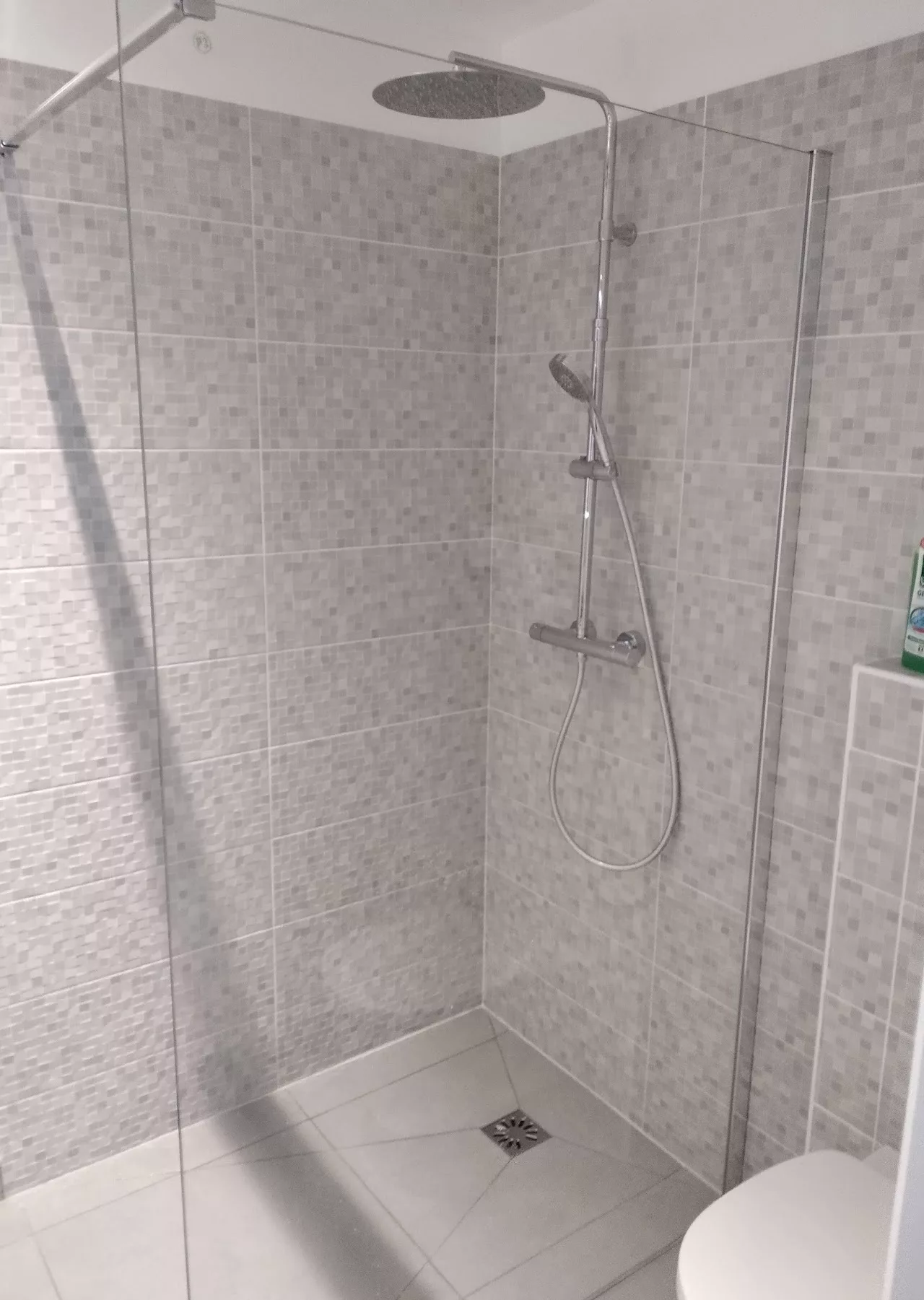 Salles de bain — chantier JHS Entreprise