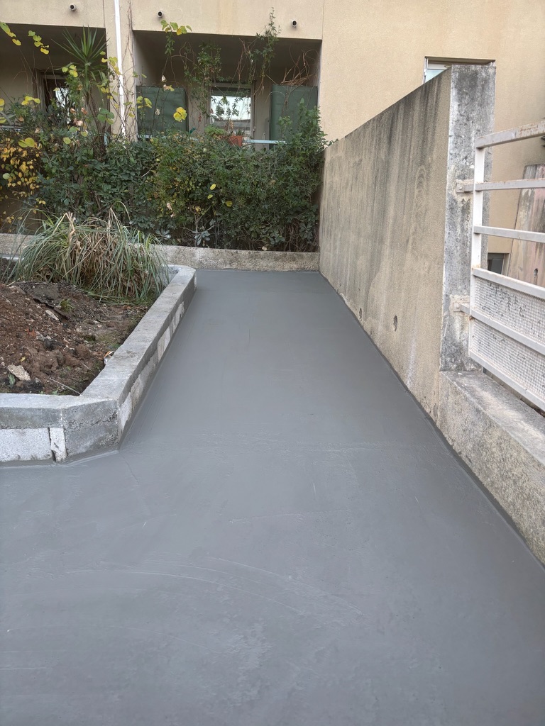 6C7A57EF-30FA-4D15-99D2-179C8ACF7D80_1_105_c